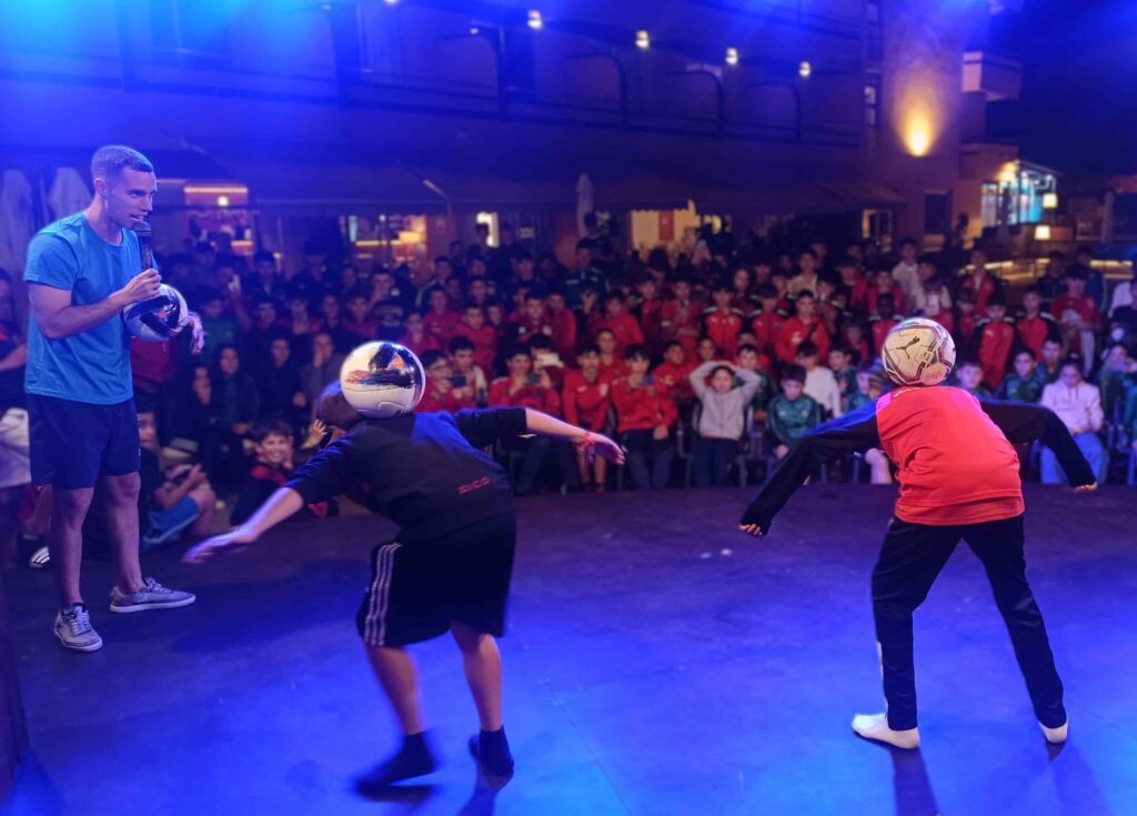 Animación deportiva para eventos con espectáculo de freestyle