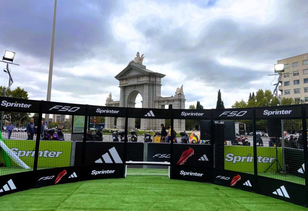 Jaula de futbol panna en una fanzone organizada en Madrid